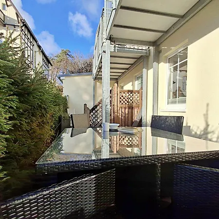 Waldstrasse 05 公寓 *